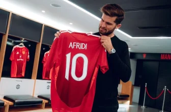 Shaheen Afridi Makes History as First Pakistani to Launch Manchester United Kit