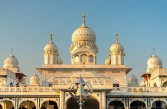 Pakistan Issues Over 3,000 Visas to Sikh Pilgrims for Guru Nanak’s Birth Anniversary Celebrations