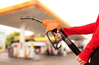Oil Prices Fall as Trump Pledges New Economic Offensive Against Iran