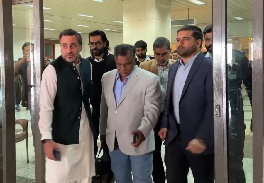 BCB Chief Arrives in Pakistan Ahead of ICC Meeting on India Match Boycott