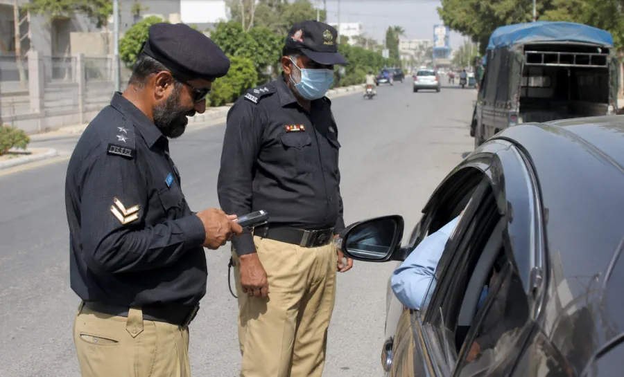Karachi Authorities Blacklist 40,000 Vehicles, Enforcement Drive Starts July 1st