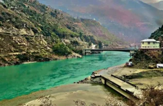 Chenab River Water Levels Surge After Upstream Release by India, Flood Alerts Issued Across Punjab