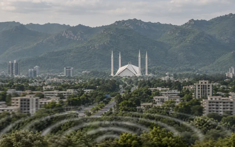 4.9-Magnitude Earthquake Jolts Islamabad and Other Parts of Pakistan
