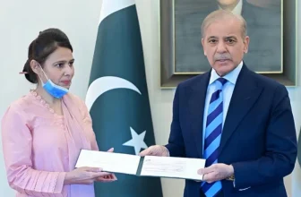 PM Shehbaz Awards Rs10 Million to Nurse Who Saved Newborn in PIMS Fire