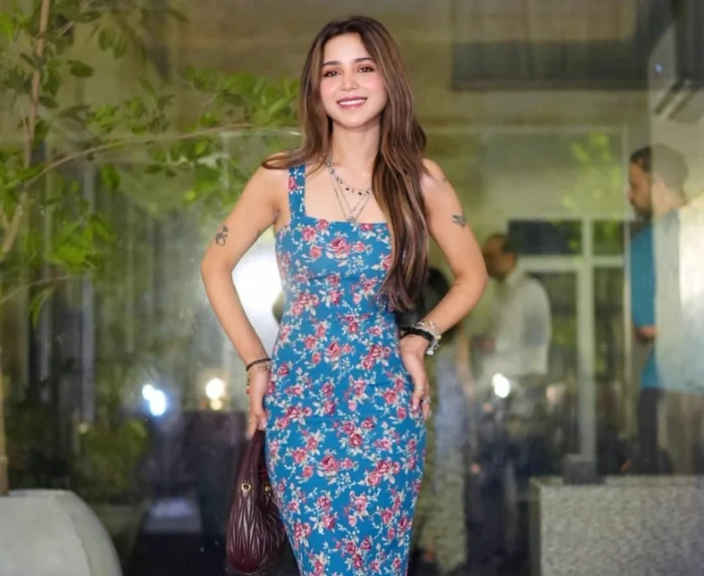 Aima Baig and Zain Ahmad’s Social Media Exchange Puts Separation Rumours to Rest